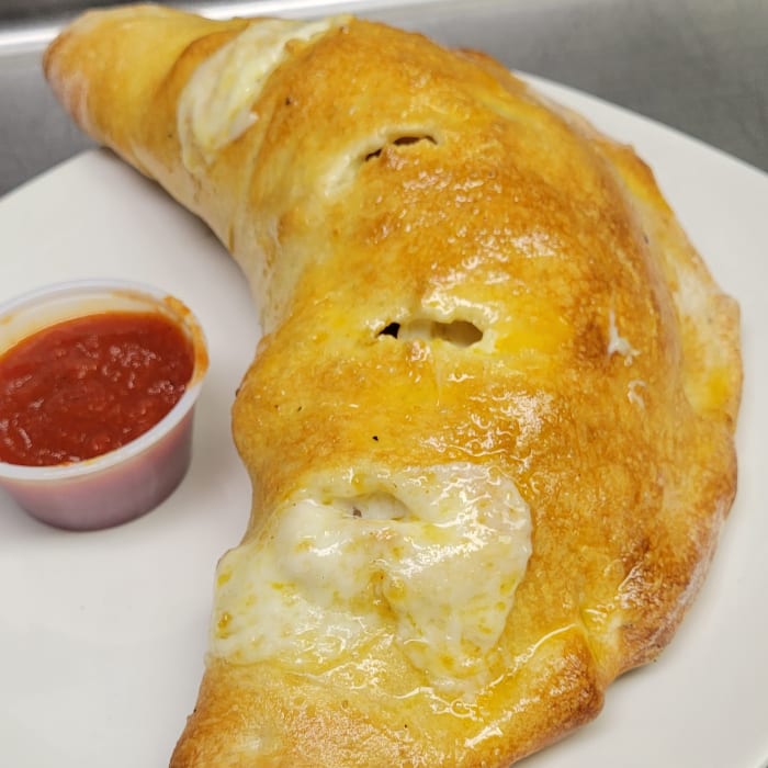 Spinach Calzone (Medium).